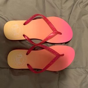 Brand new flip flops from pink